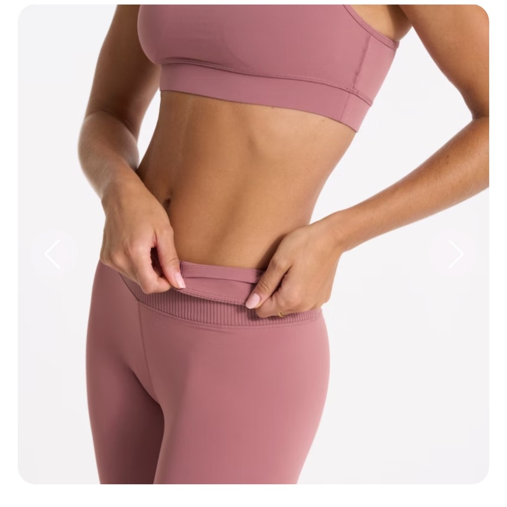 Vuori rib studio Leggings size Medium women’s pink sports wear - Picture 3 of 12